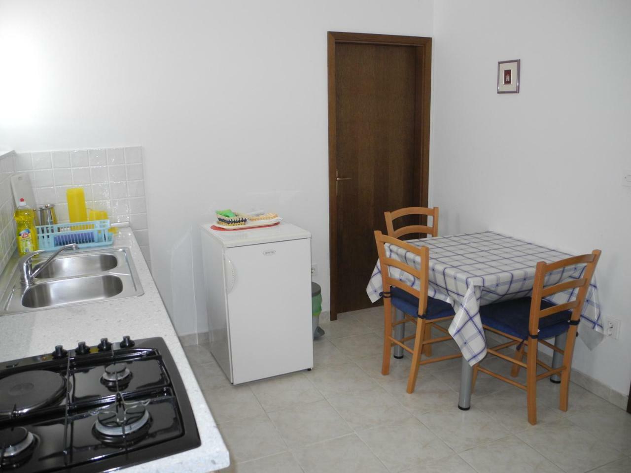 Apartments Boti Драмаль Экстерьер фото